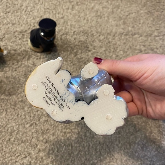 "Furr-ever Firefighter" Cat Figurine Collection Hamilton Collection Astronaut - Picture 6 of 9